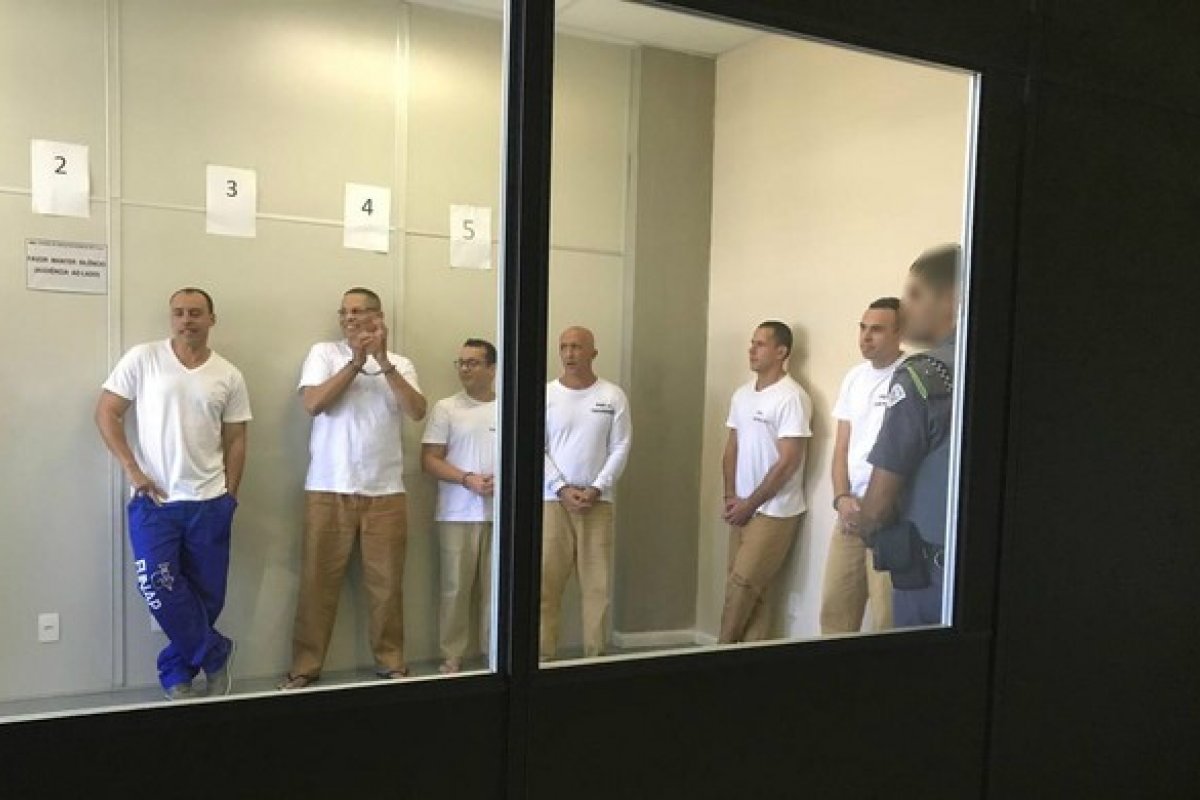 15 anos após matar Eloá, Lindemberg trabalha com presos famosos em Tremembé
