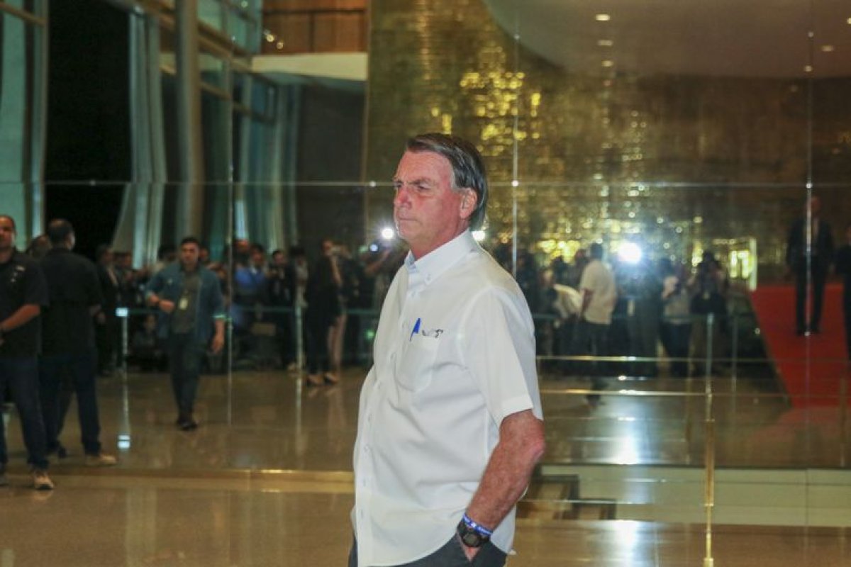 "Enquanto a morte não chegar, seremos uma alternativa para o nosso Brasil", diz Bolsonaro