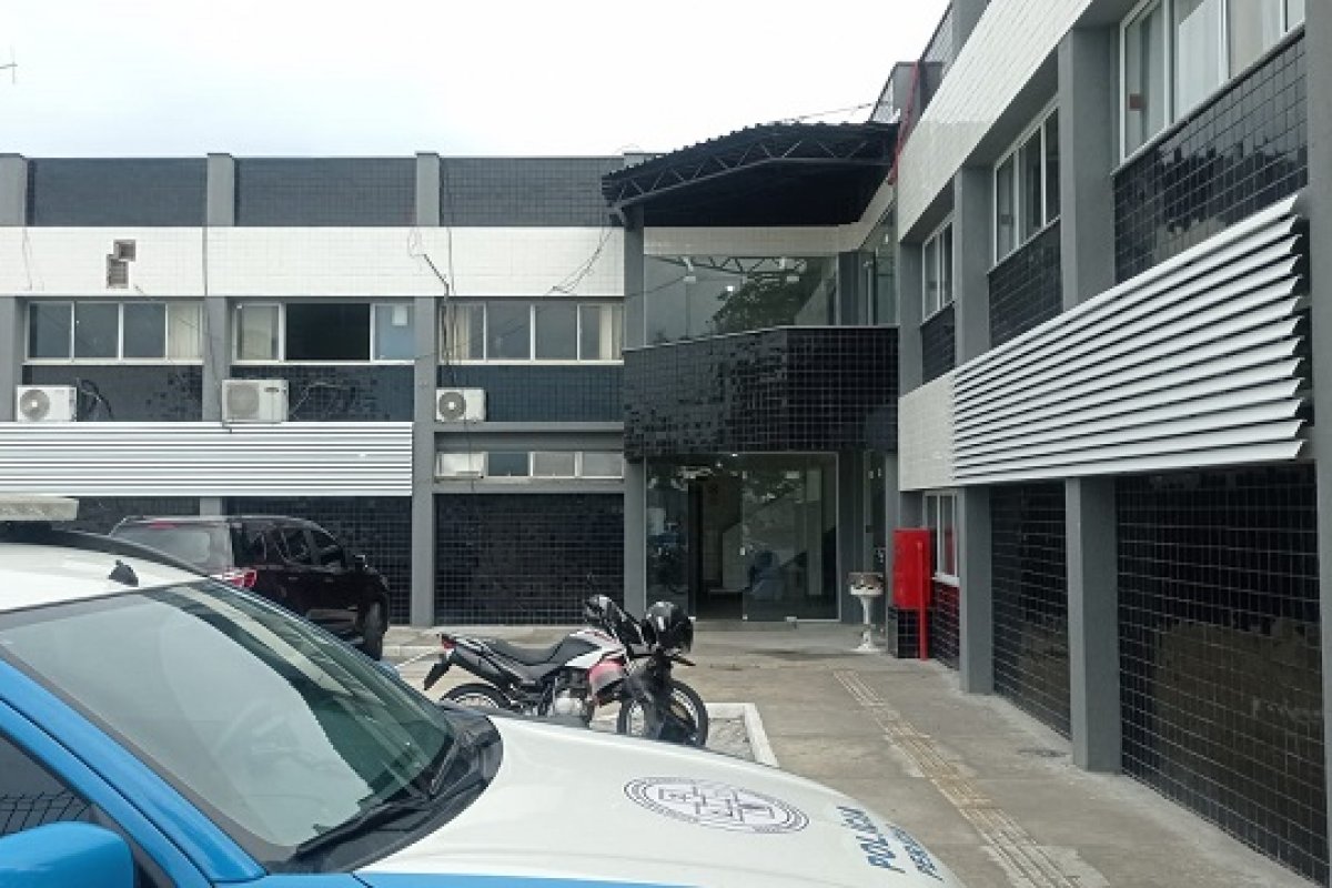 Homem é morto a tiros em Feira de Santana e corpo é encontrado com as mãos amarradas