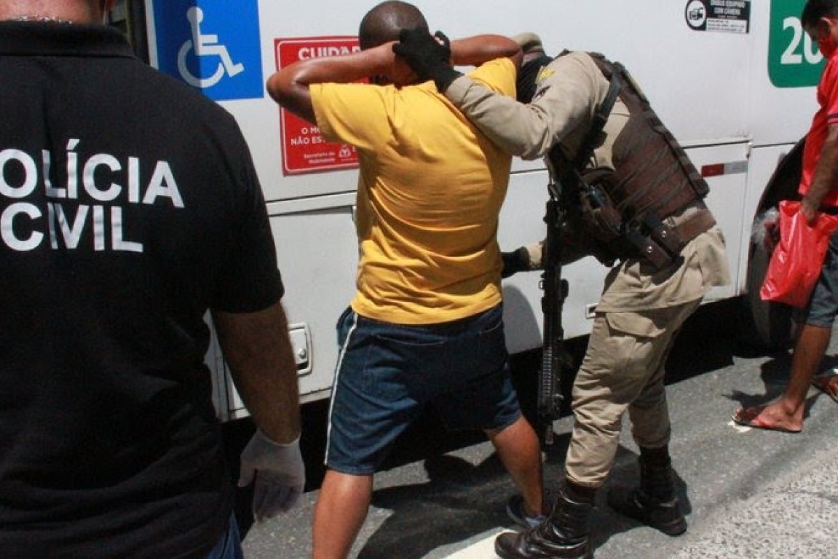 Ações policiais alcançam redução de 22% no índice de roubos em coletivo