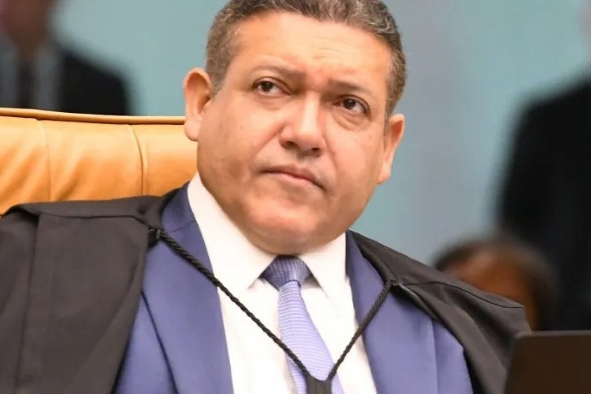 Nunes Marques realiza tratamento de fístula intestinal em casa, diz STF