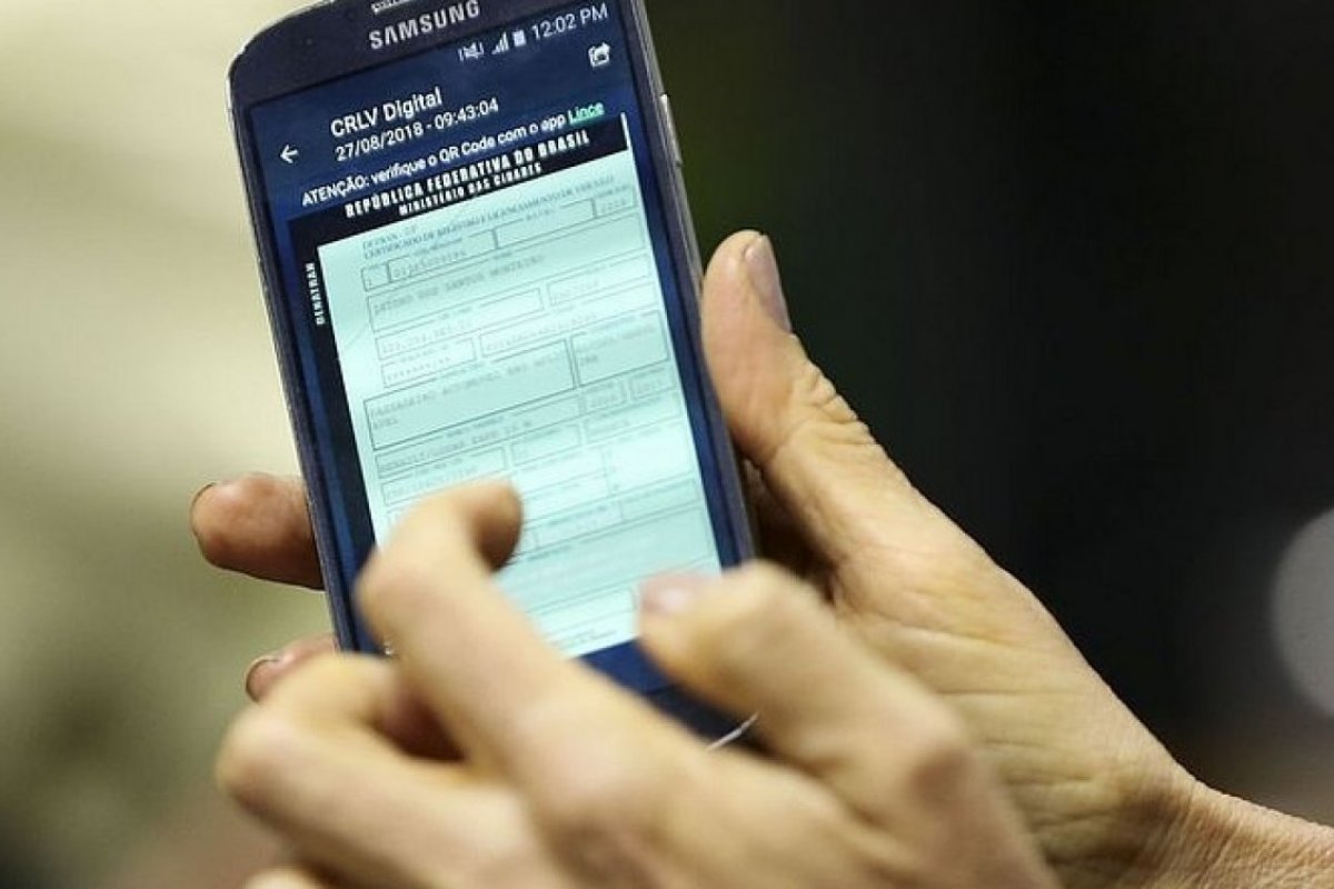 Carteira de motorista ganha versão digital a partir desta terça (10)