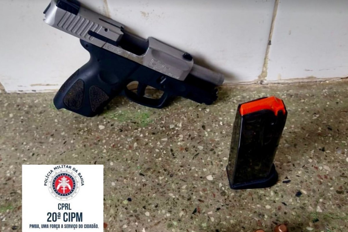 Dupla é presa em Saubara por porte ilegal de arma