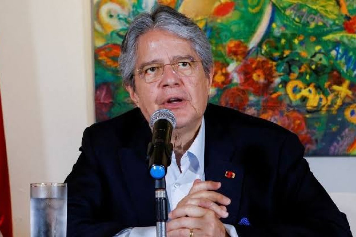 Presidente do Equador, Guillermo Lasso, enfrenta processo de impeachment por acusações de peculato