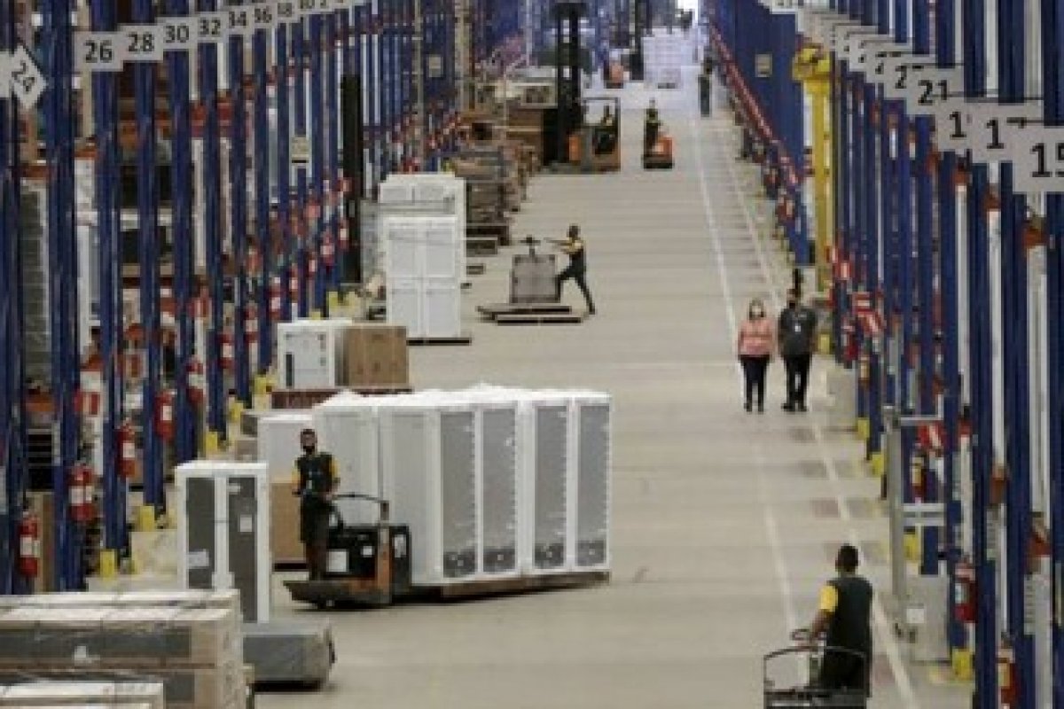 Ministério da Fazenda finaliza pacote de medidas para garantir que e-commerce pague impostos no Brasil