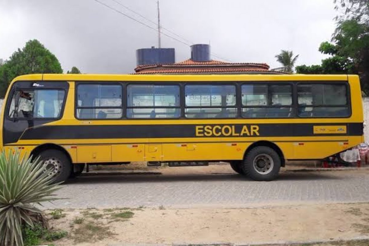 Justiça determina transporte escolar gratuito para adolescente com deficiência em Serrinha