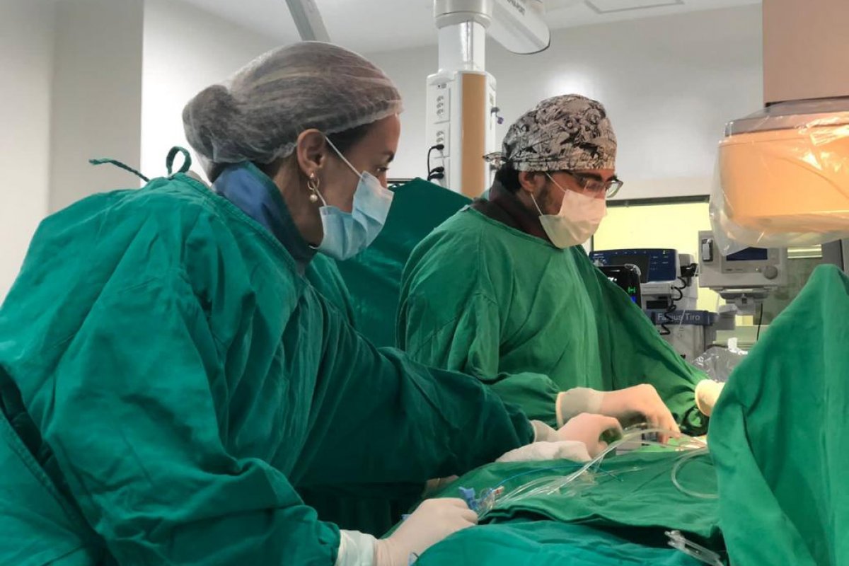 Referências mundiais da cardiologia participam de simpósio em Santa Catarina!