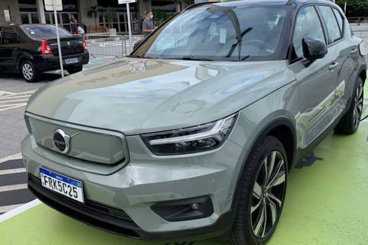 Volvo lidera vendas de elétricos no país: BYD e BMW são destaque