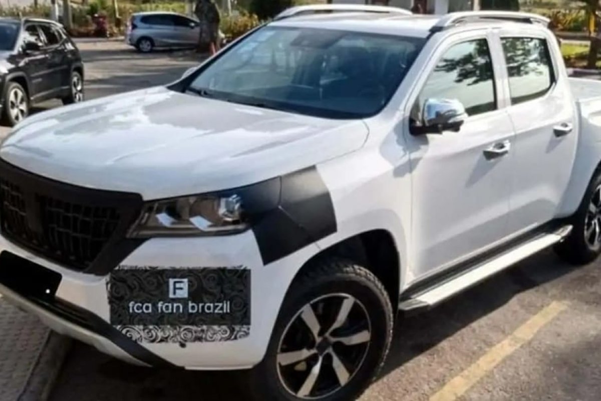 Pick-up da Fiat é novamente flagrada em testes