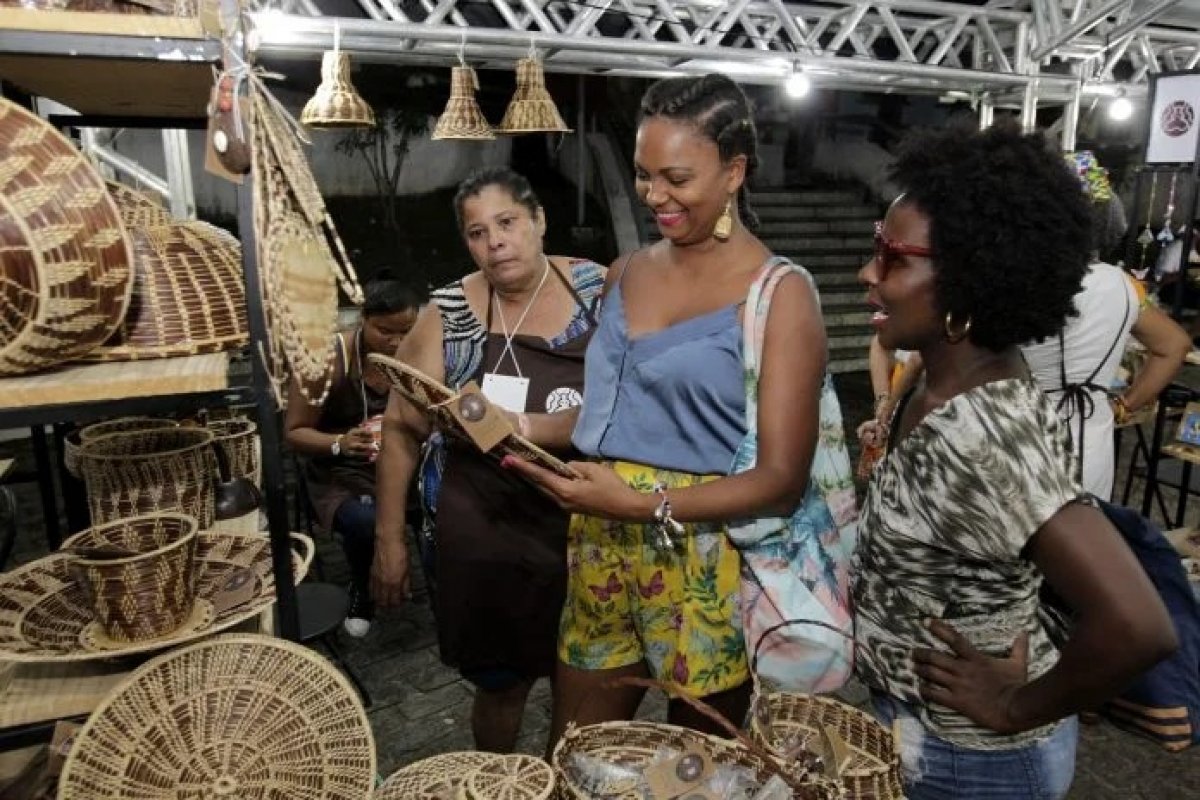 Feira de empreendedorismo negro movimenta Pelourinho neste sábado (13)