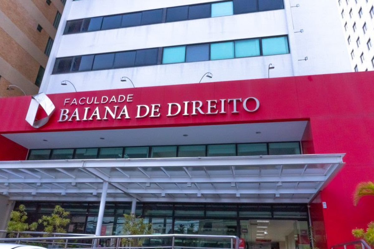 Núcleo de Prática Jurídica oferece atendimento gratuito em Direito da Família para mães de baixa renda em Salvador