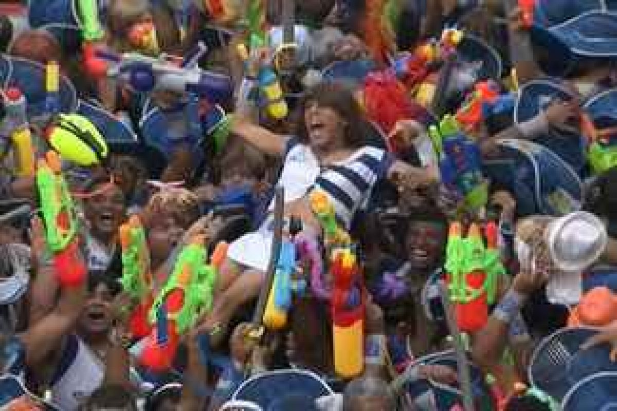 As Muquiranas se compromete a não distribuir pistola d'água no Carnaval