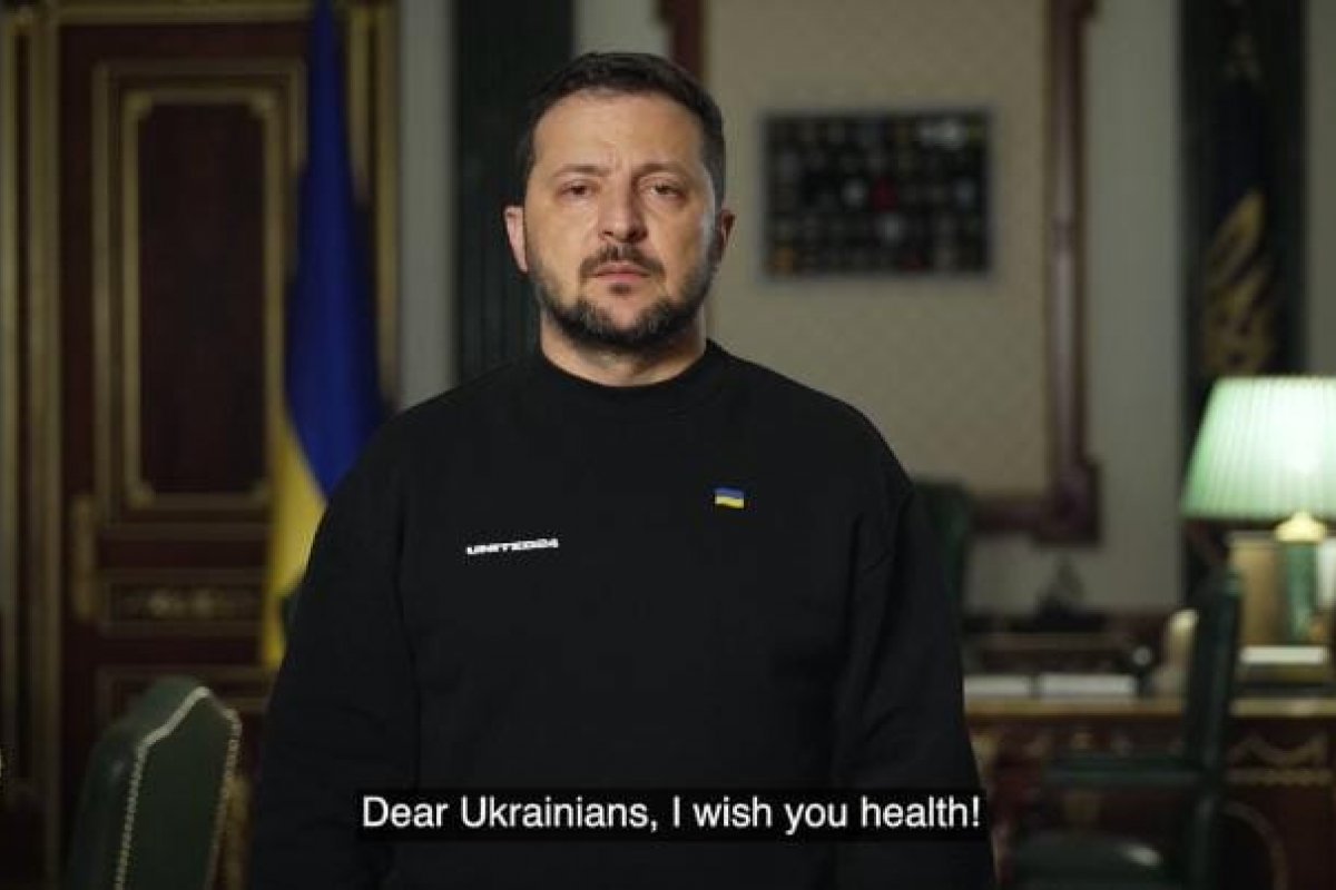 Em vídeo, Zelensky se mostra confiante e afirma que russos estão "derrotados por dentro"