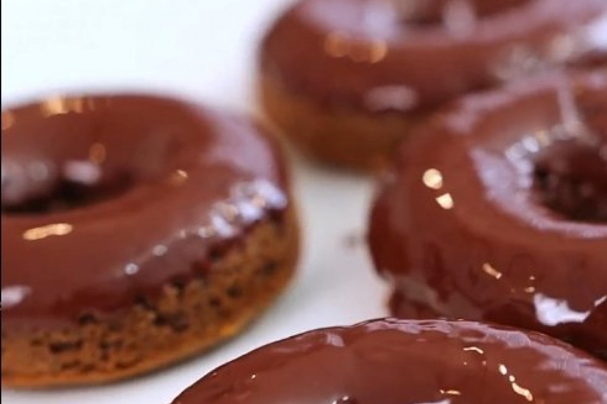 Sobremesa para o domingo: Aprenda a fazer um Donut saudável!