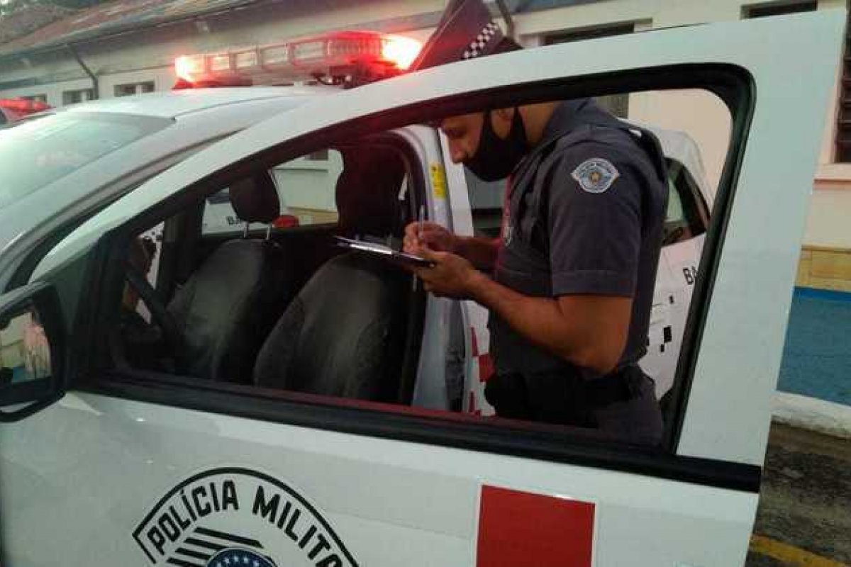 Policia Militar prende homem suspeito de violência doméstica em Potim