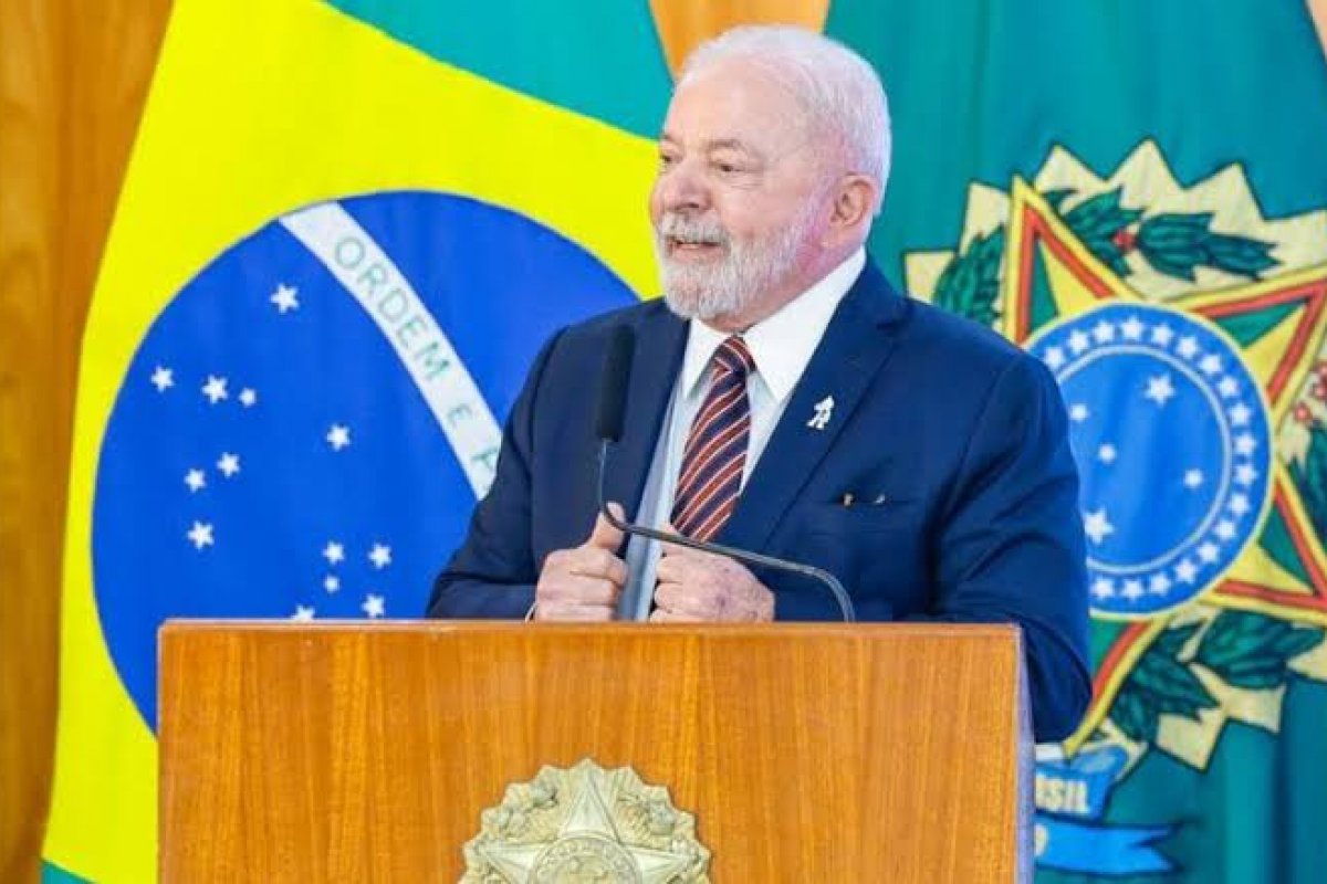 Lula revoga, em média, dois decretos por dia desde que tomou posse