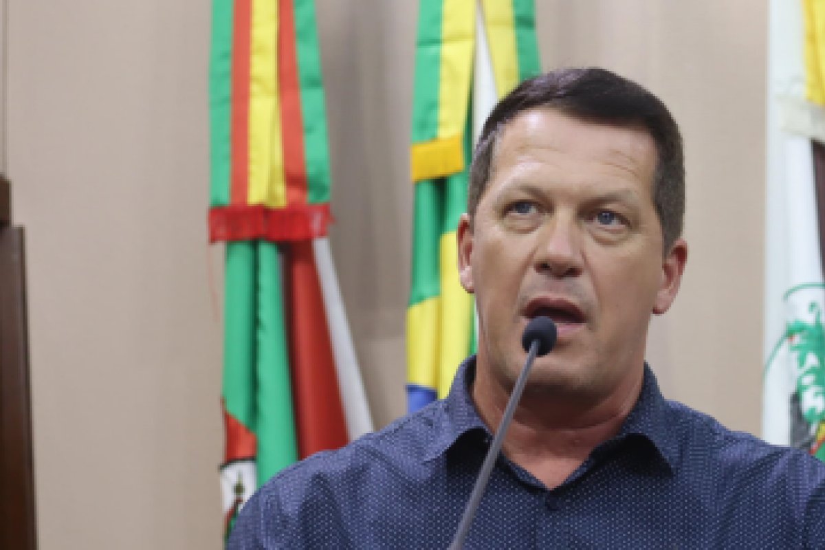 Câmara de Caxias vota nesta terça (16), cassação de vereador acusado de racismo e xenofobia contra trabalhadores baianos