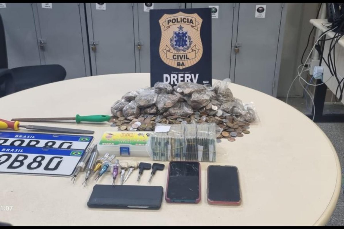 Homem preso pela 5ª vez no ano é capturado com carro roubado na Barra em Salvador