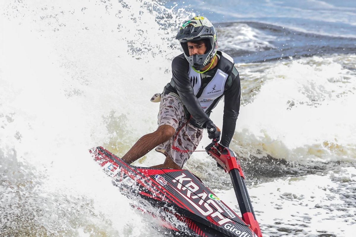 Piloto baiano de jet ski Bruno Jacob ganha destaque e representa o Brasil em premiações internacionais
