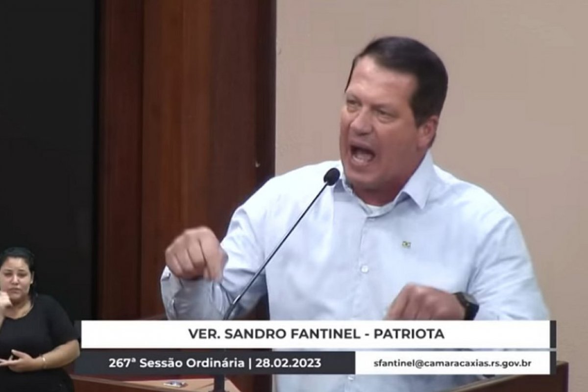 Câmara de Caxias (RJ) rejeita pedido de cassação de vereador que ofendeu trabalhadores baianos