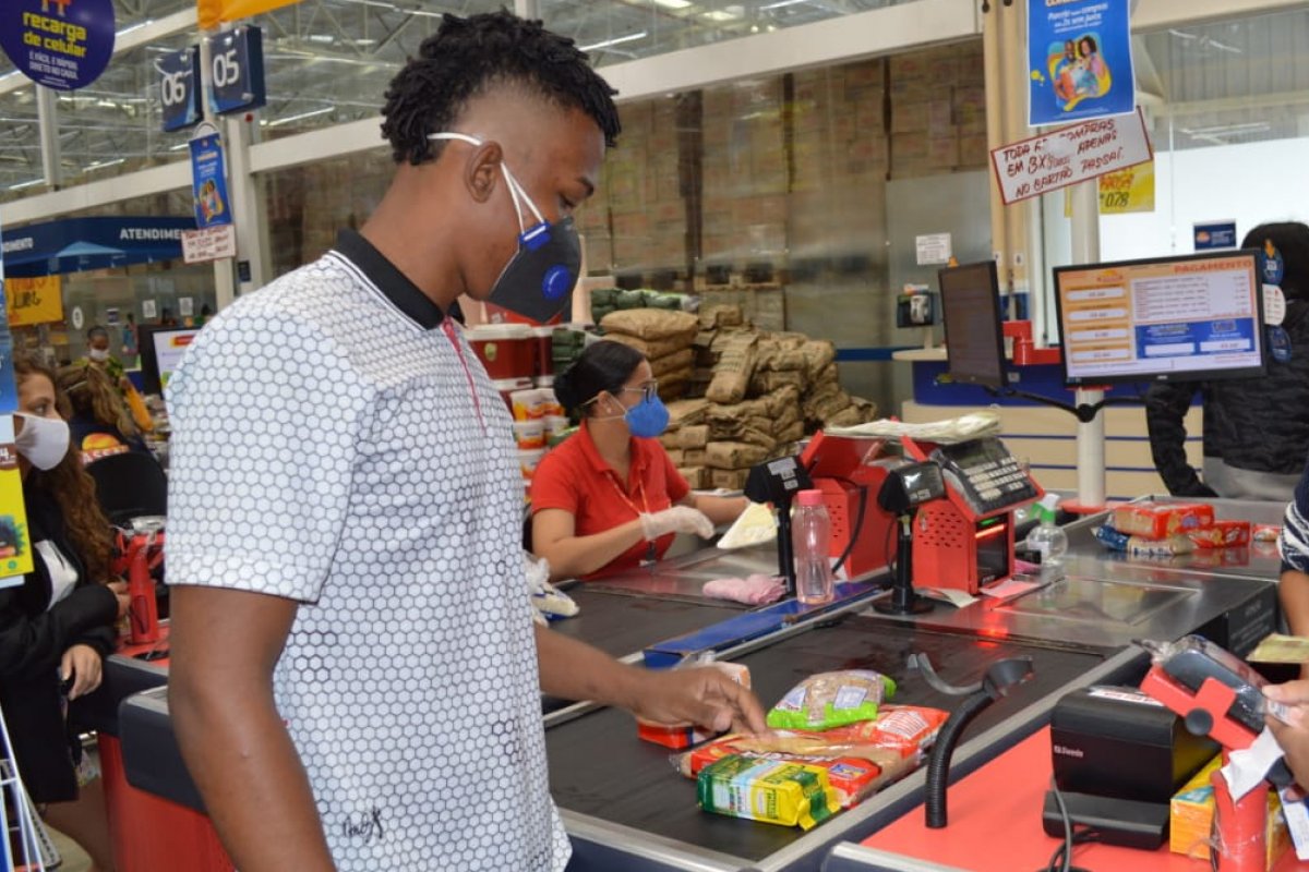 Vendas do varejo baiano registram alta de 0,7% em março de 2023, aponta IBGE