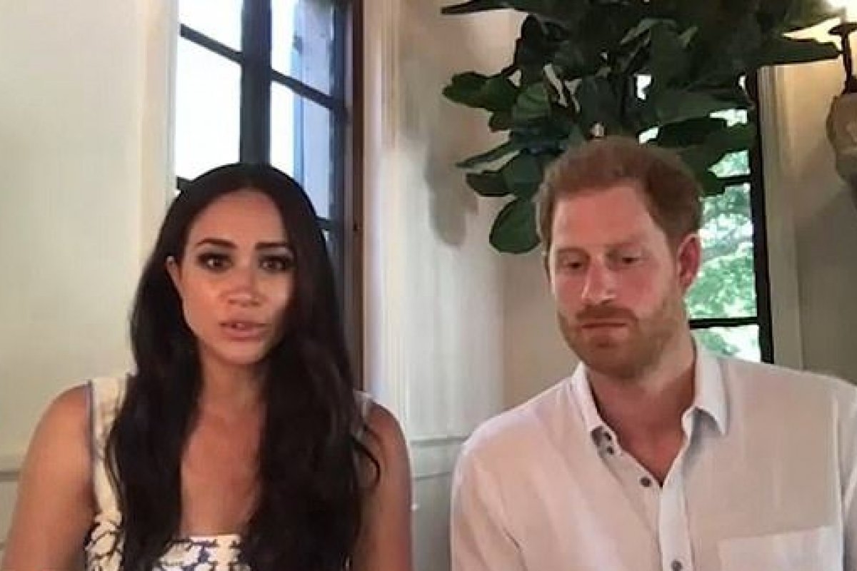 Harry e Meghan escapam de acidente após perseguição de fotógrafos em Nova York