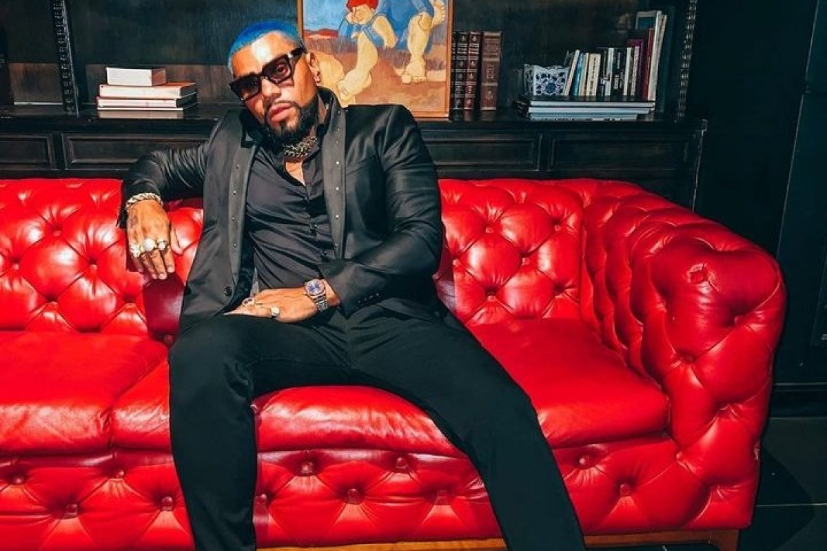 Cantor diz que realites como BBB e A Fazenda são pensados para prejudicar as pessoas!