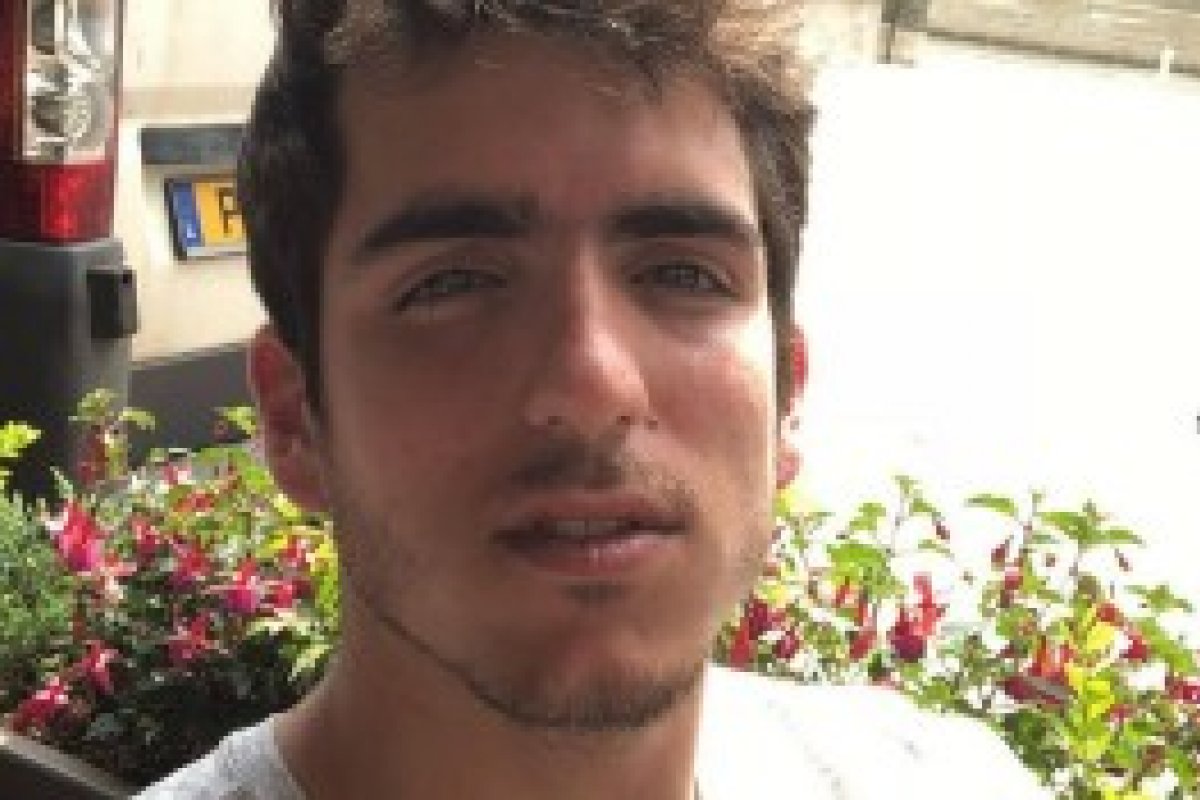 Beleza do filho de Malu Mader e Tony Bellotto chama atenção nas redes sociais