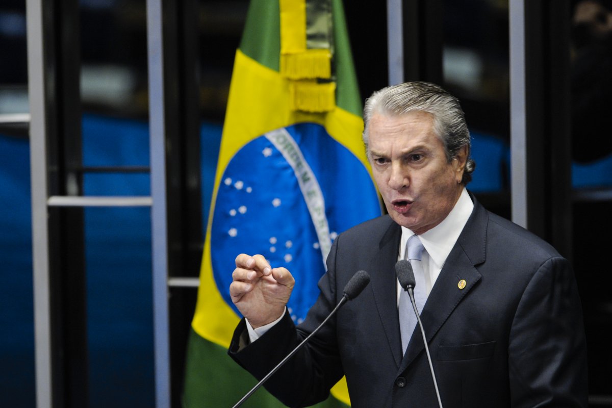 Collor se diz chocado após condenação no STF