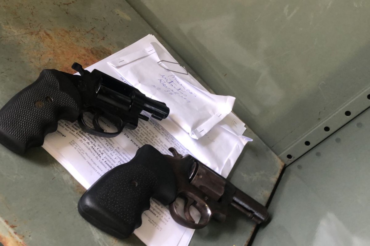 Polícia prende dupla envolvida em tentativa de roubo a banco em Barreiras