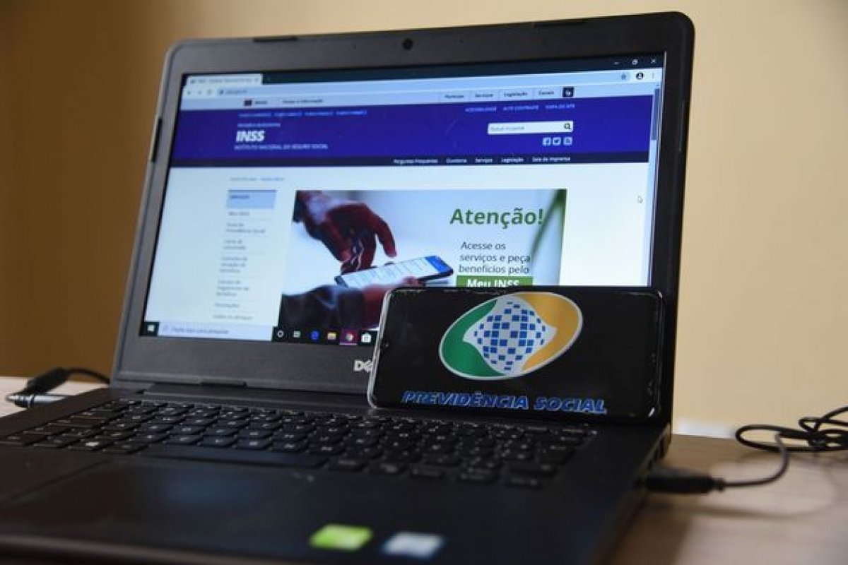 Primeira parcela do 13º salário já pode ser consultada