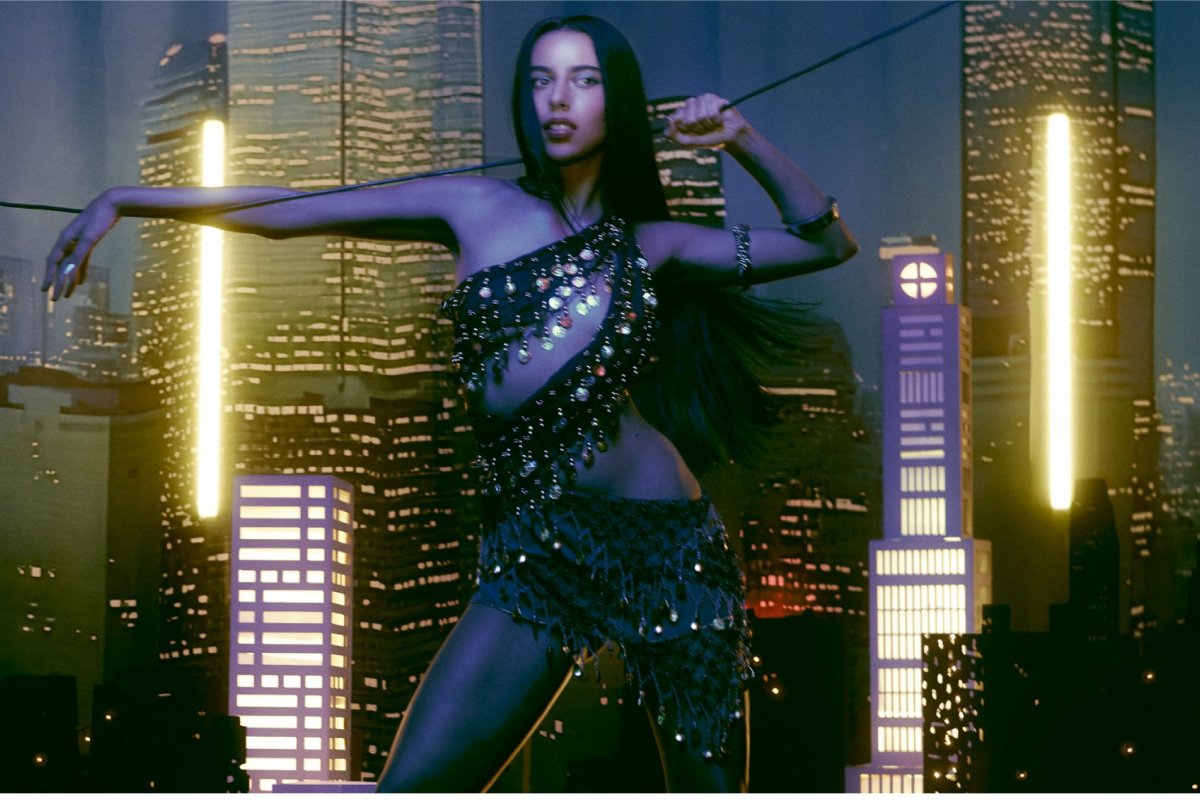 Marina Sena retorna com seu segundo álbum "Vício Inerente" e anuncia show na Concha Acústica, em Salvador