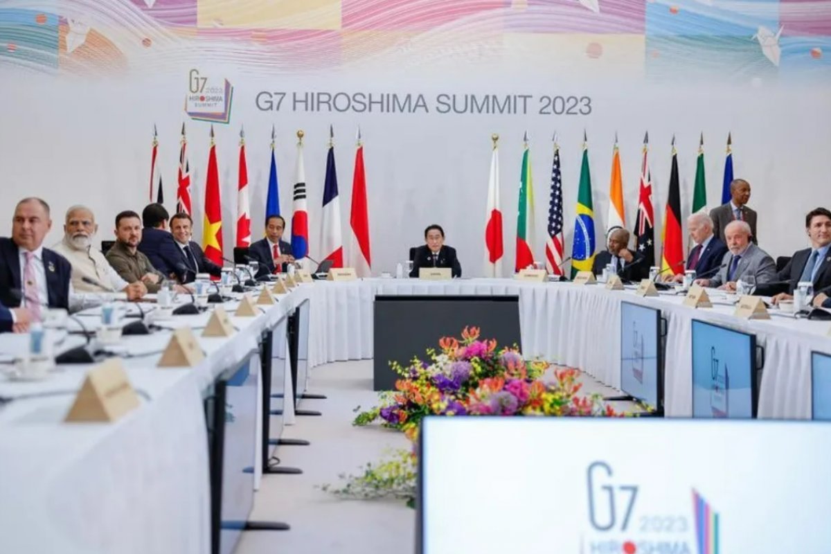 "Condenamos a violação da integridade territorial da Ucrânia", diz Lula durante encontro do G7