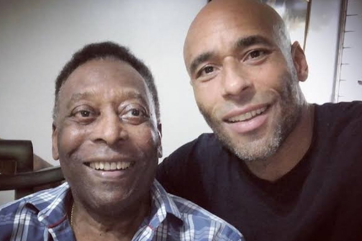 Filho de Pelé busca investidores para explorar marca do Rei do Futebol!