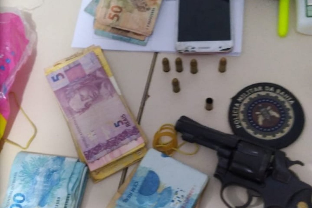 Suspeitos de assalto a posto de combustível são presos na Bahia