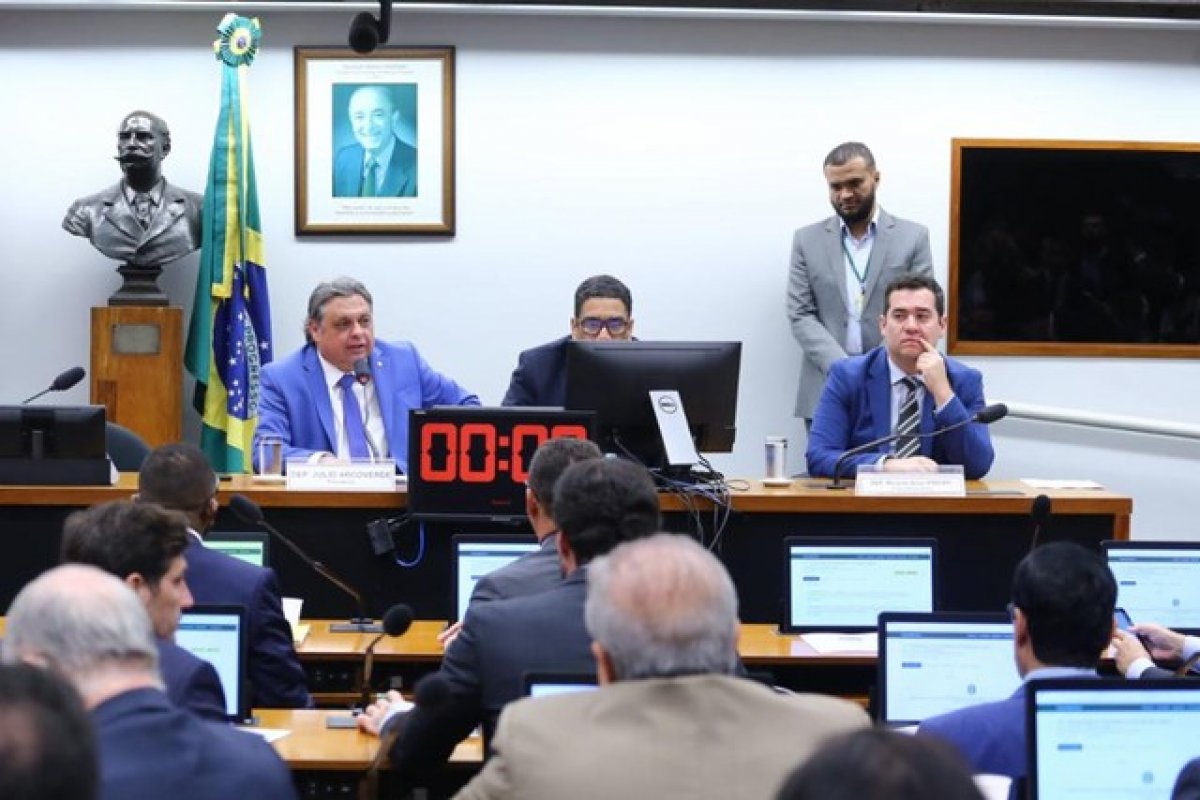 CPI da Manipulação no Futebol aprova repúdio a LaLiga após racismo conta Vini Jr