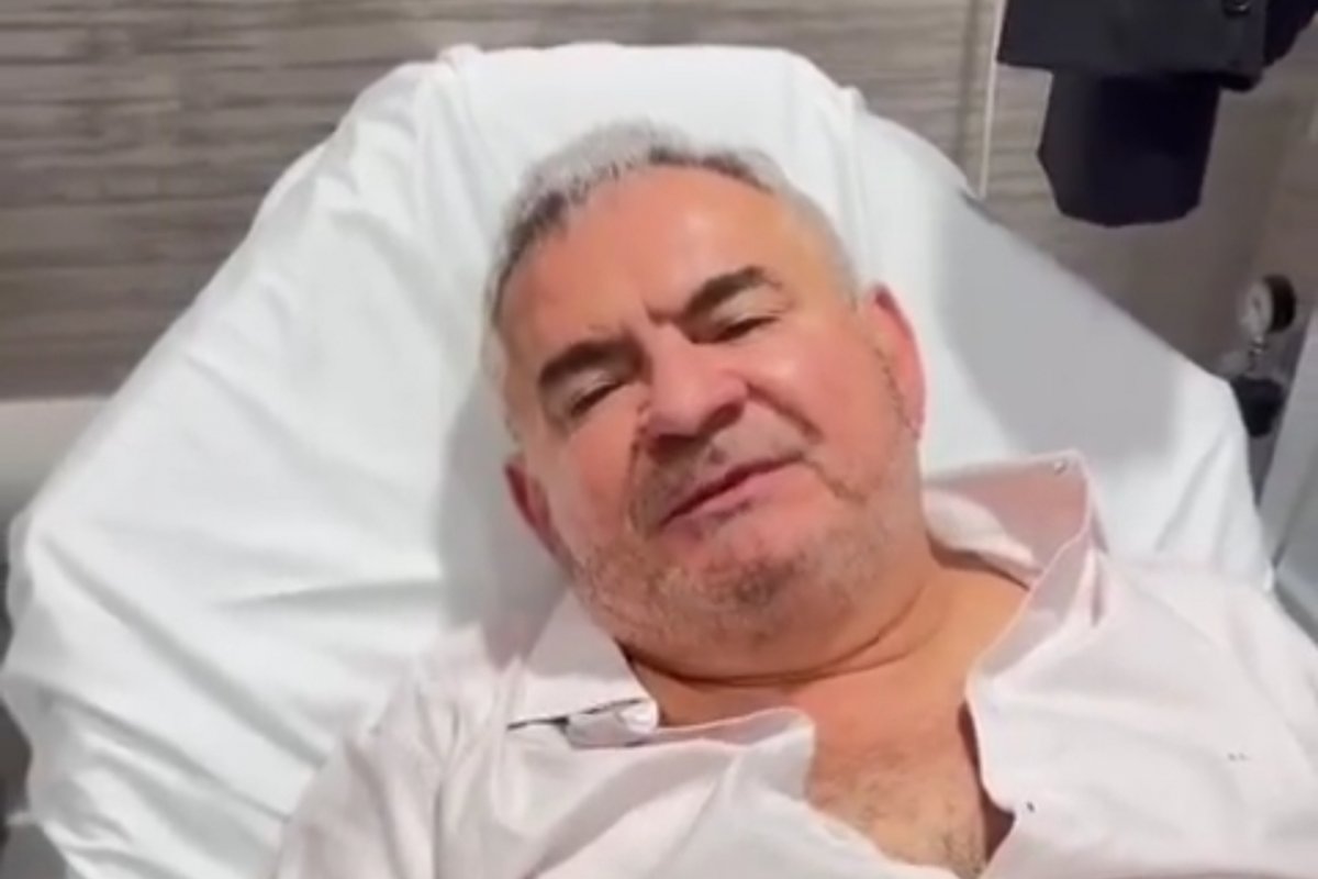 Vídeo: Angelo Coronel é diagnosticado com Covid-19 pela terceira vez