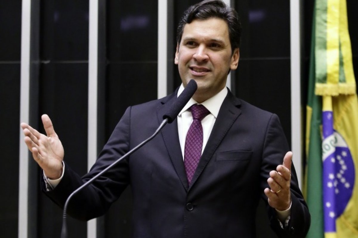 Relator de MP que reestrutura ministérios critica Marina Silva: 'fora de contexto'