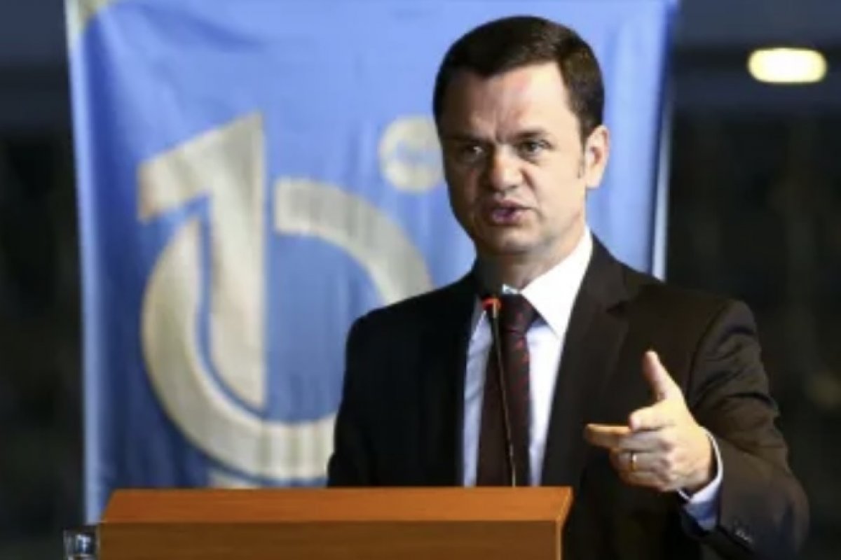 Ex-chefe da PF na Bahia diz que Torres pediu operação conjunta com PRF, mas negou pois achava inadequado