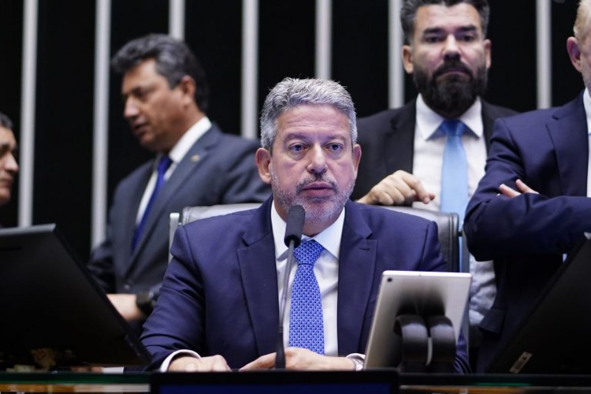 Câmara pode votar marco temporal de terras indígenas e alterações em ministérios do governo nesta semana