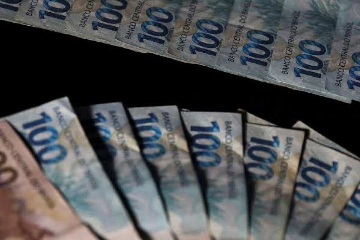 Mais de 1,4 milhão de brasileiros ficam sem pagamento do Bolsa Família em maio