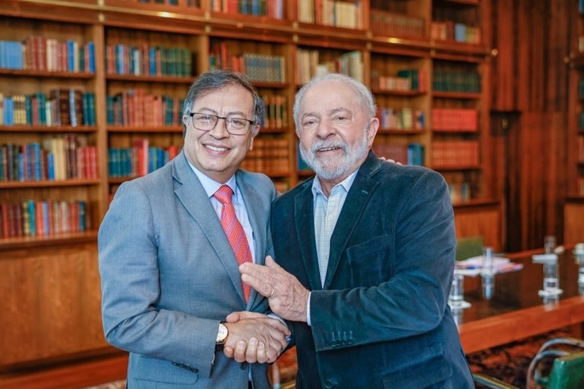 Em reunião, Lula e Gustavo Petro discutem proteção da Amazônia