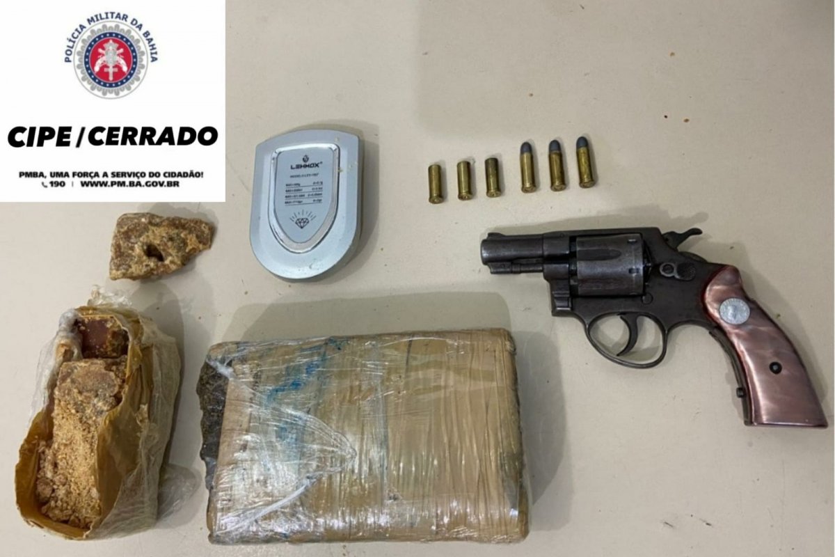 Equipe policial apreende arma e drogas em operação contra tráfico em São Desidério, Bahia