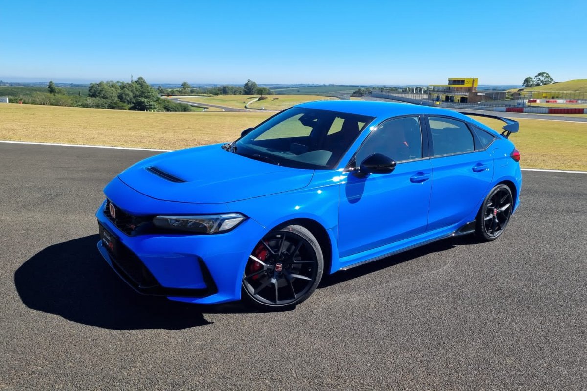 Honda estreia Civic Type R como esportivo de quase 300cv e preço salgado