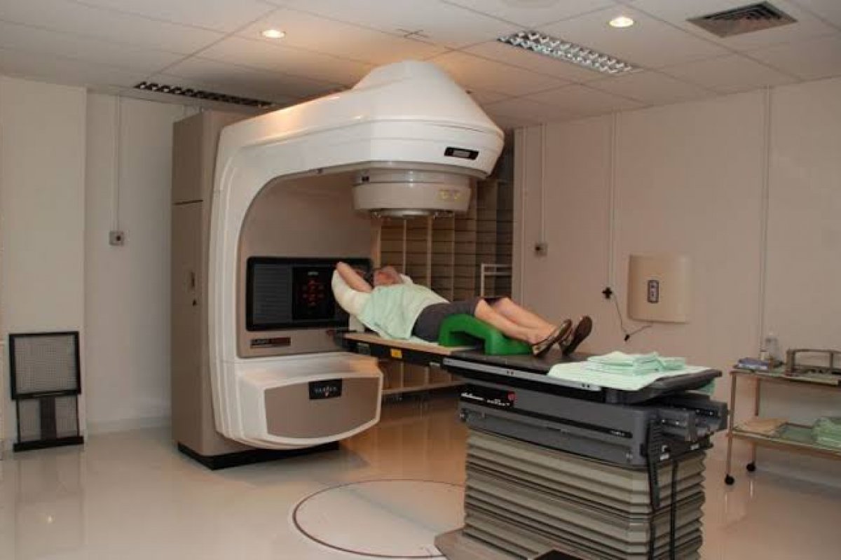 Estudos revelam eficácia de bloqueio ovariano e medicamento oral na redução do risco de recidiva do câncer de mama