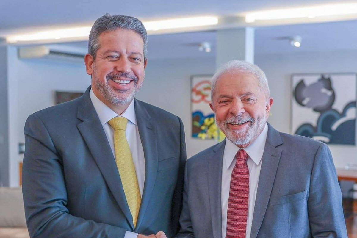 Lula e Lira se reúnem para discutir entraves na articulação do governo com o Centrão