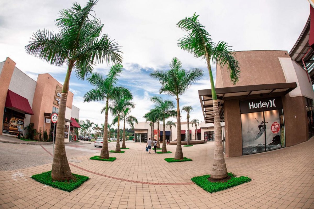 Cresce número de outlets no Brasil