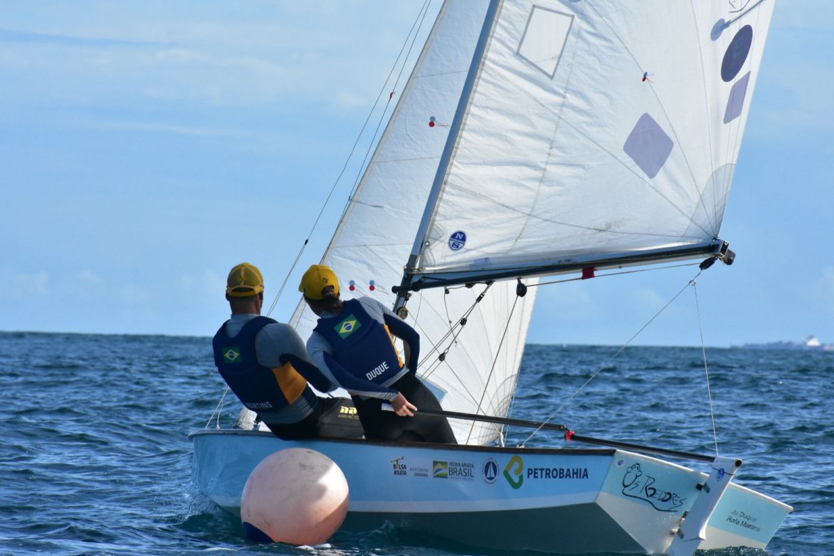Dupla baiana de Snipe, Juliana e Rafael, conquista o ouro na Copa Brasil de Praia e representará o Brasil no Pan-Americano de Santiago!
