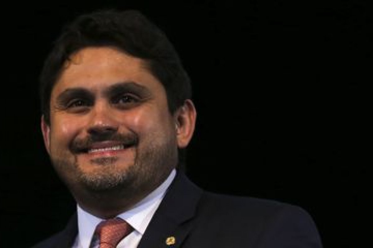 Comissão de Ética analisará atuação do sogro de ministro das Comunicações
