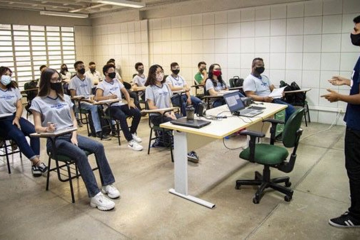 MEC prorroga prazo da consulta pública sobre o novo ensino médio por mais 30 dias